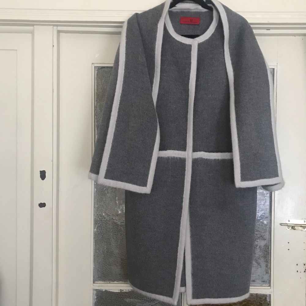 CAROLINA HERRERA NWOT Laine coat